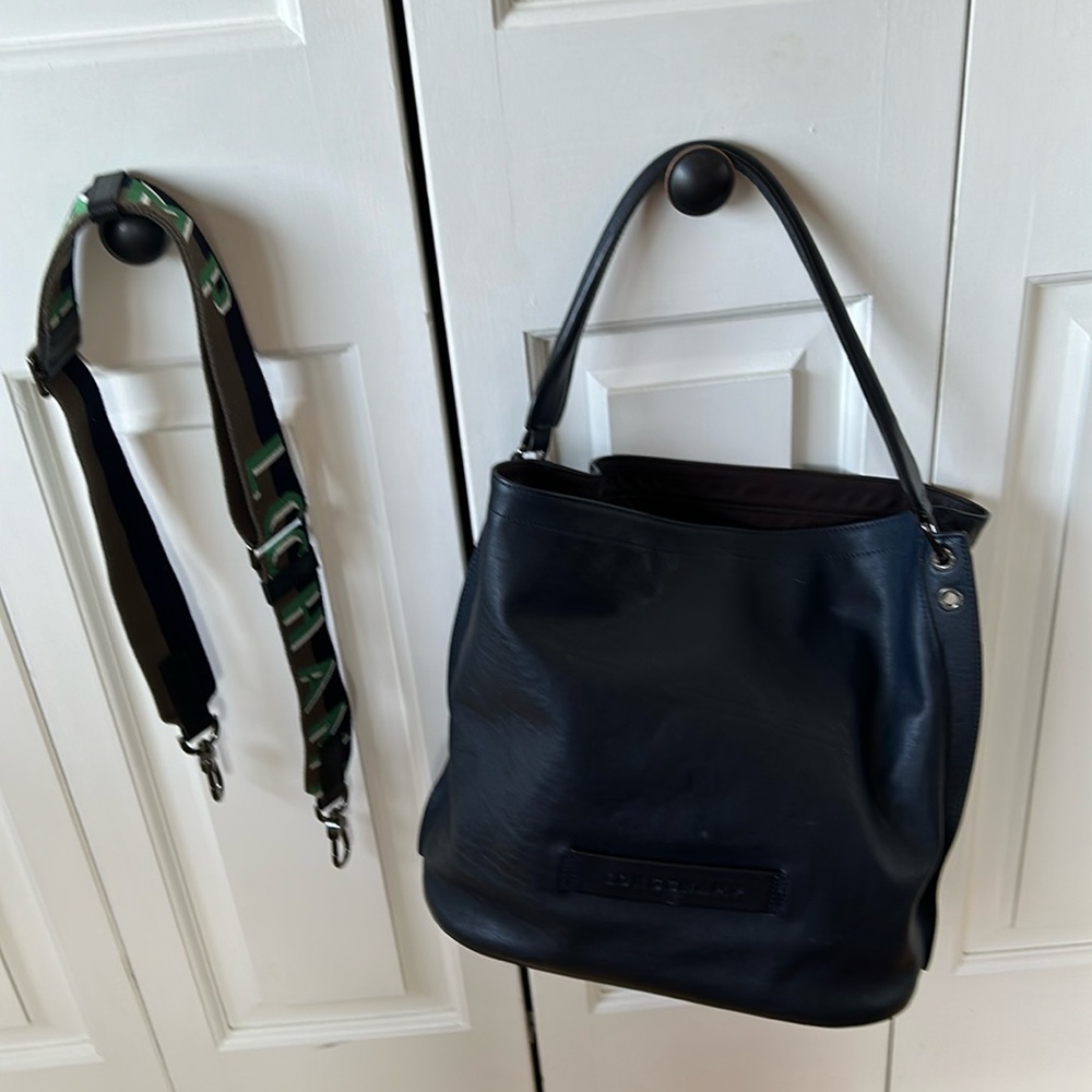 Long champ hobo bag in excellent condition & detachable strap bought separately